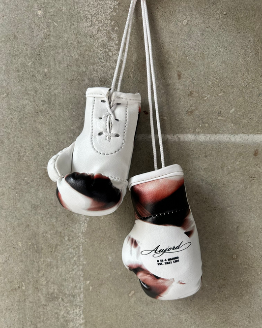 MINIATURE GLOVES